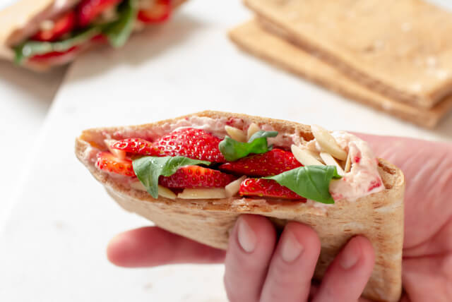 Strawberry Basil Pocket